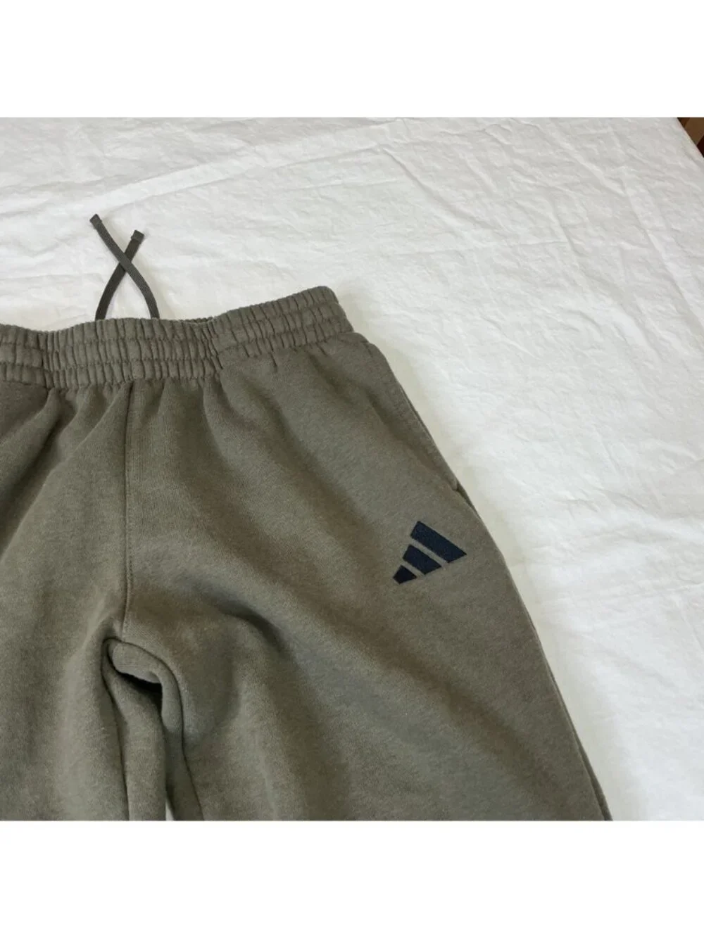 Adidas Boys Olive Green Hoodie Jogger M (10/12) Essential Small Logo Fleece Set